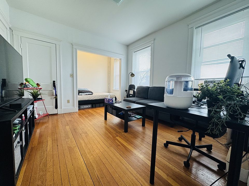 1st image of 135 Park Dr #17A