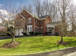 9083 Best Bower Ct, Vienna, VA 22182