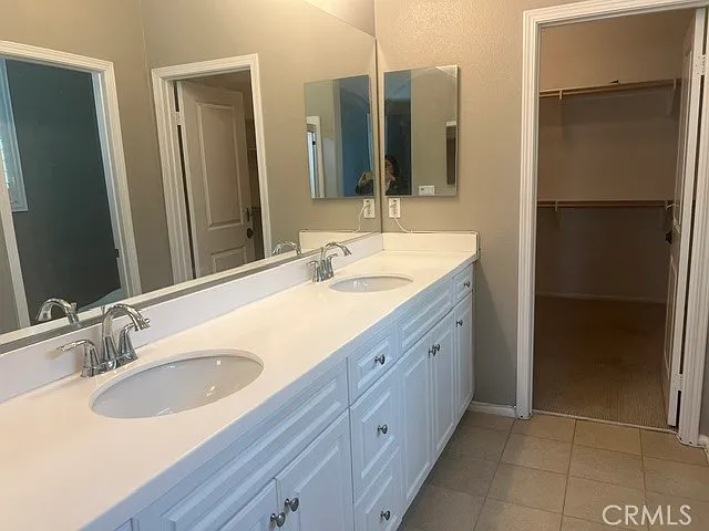 11384 Valley Oak Ln — Photo 23