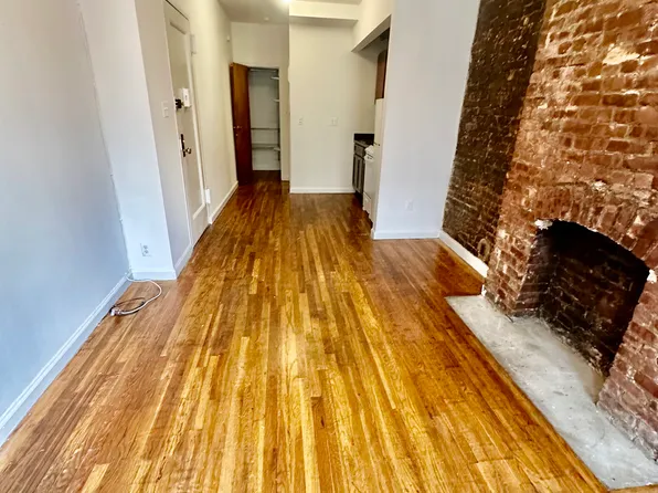 115 Fourth Place image 1 of 6