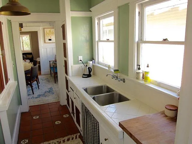 322 Market St — Photo 18