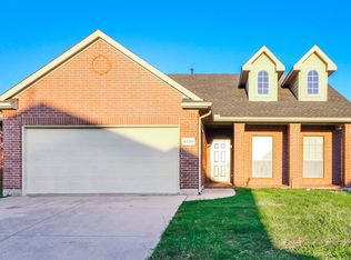 6220 Claire Dr, Fort Worth, TX 76131