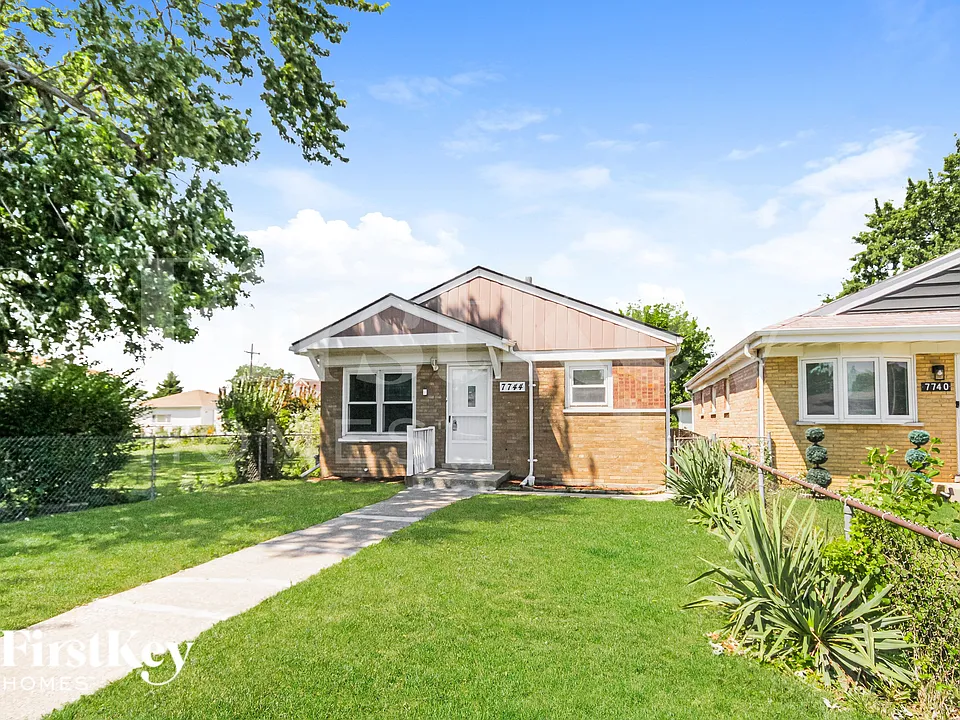 7744 Lotus Ave