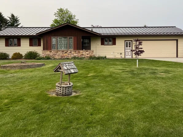N6755 County Road G St, Saint Cloud, WI 53079