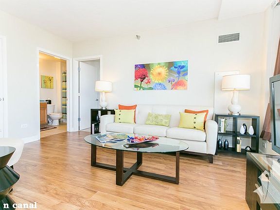 2nd image of 302 N Canal St #1315