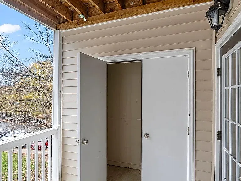320 Riverbend Dr #3C — Photo 19