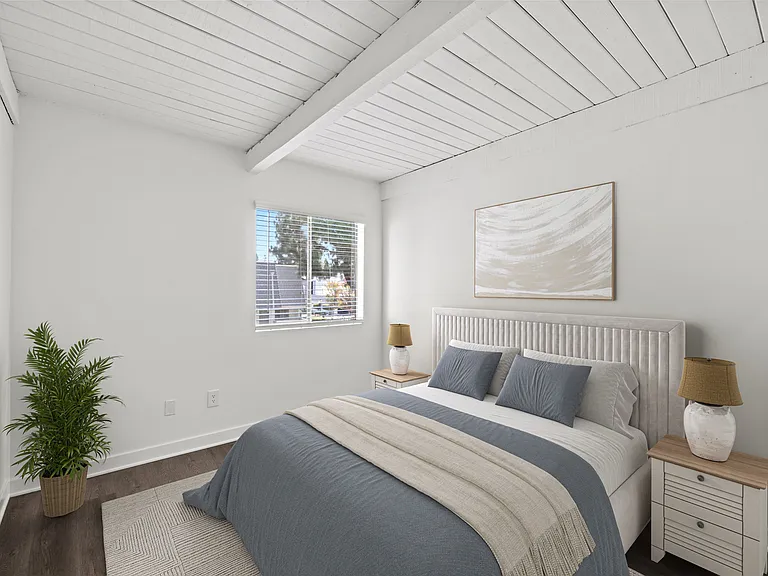 Lexington Townhomes — Photo 7