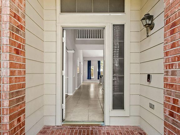 2nd image of 12523 Avery Vale Ln
