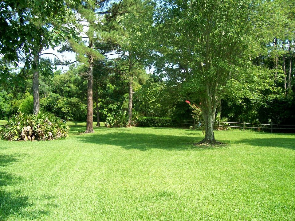 Lovely 1.5 acres