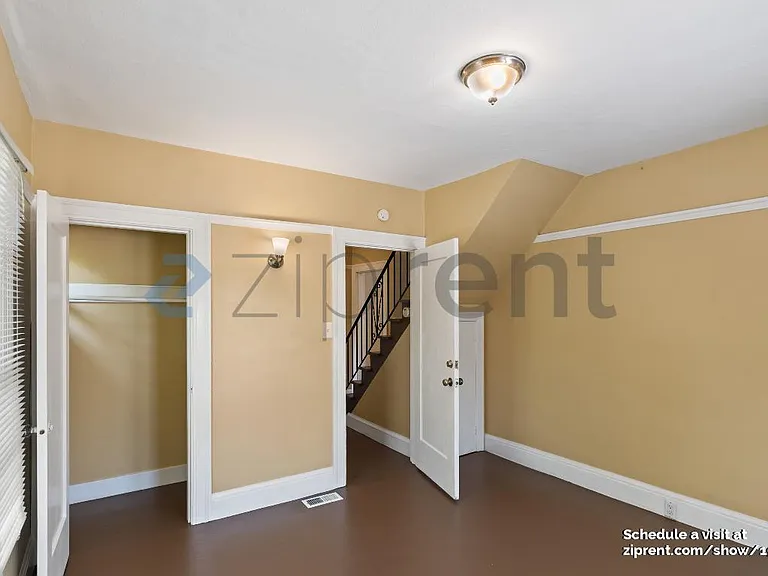 1336 Parker St — Photo 17