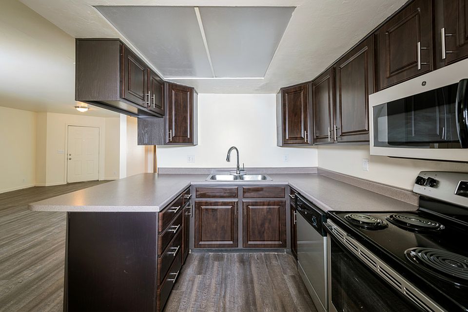 Remodeled Townhome Kitchen
