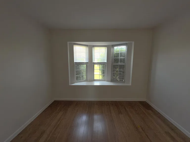11575 Lynhurst Dr — Photo 20