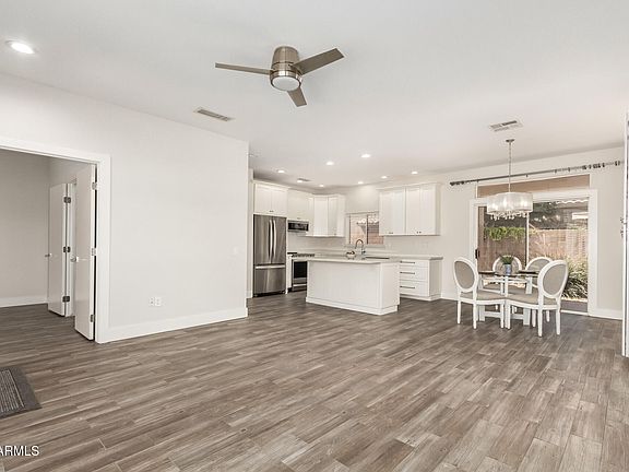 3rd image of 13630 W UTICA Drive