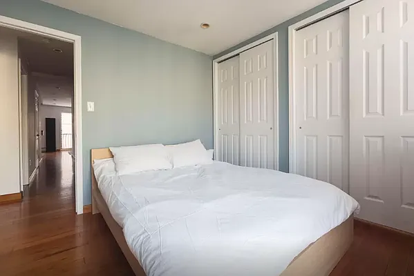 Rented by Veracity NYC LLC | media 40