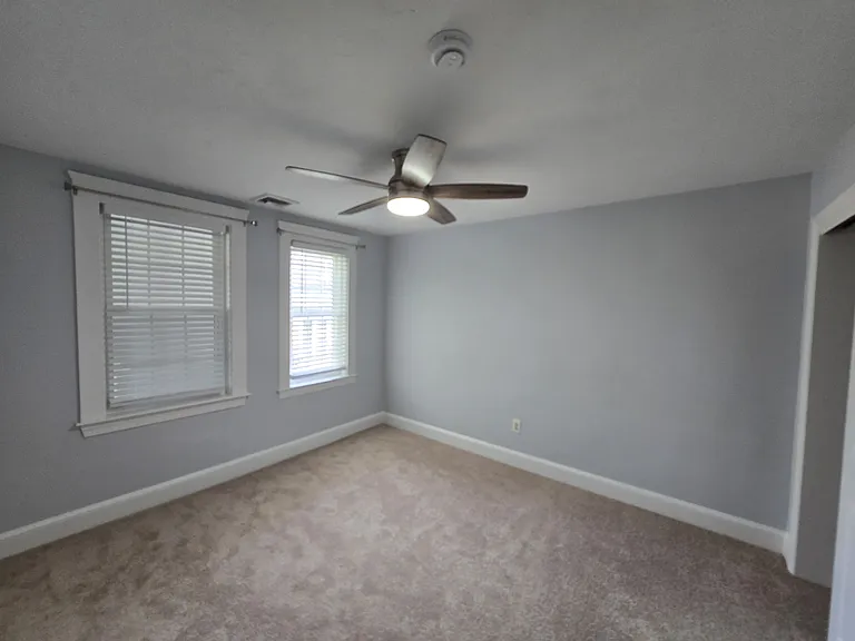 288 Pleasant St #7 — Photo 16