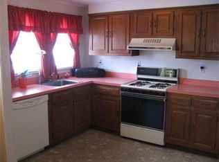 64 Paris Ave, Worcester, MA 01603