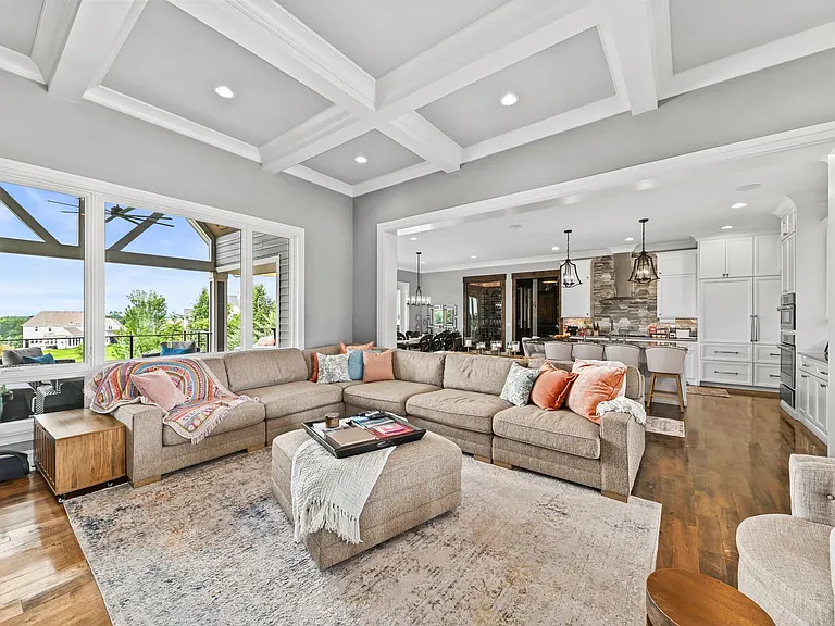 1626 Twisted Oak Ct — Photo 10