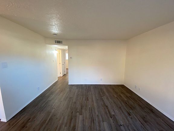 2nd image of 12120 Menaul Blvd NE #1