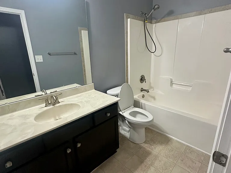 5333 Nessee St — Photo 10