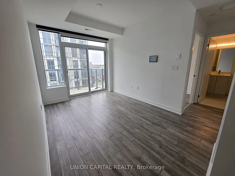 1005 Dundas St E #709 — Photo 5