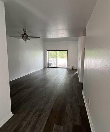 5th image of 16186 Avenida Venusto #38