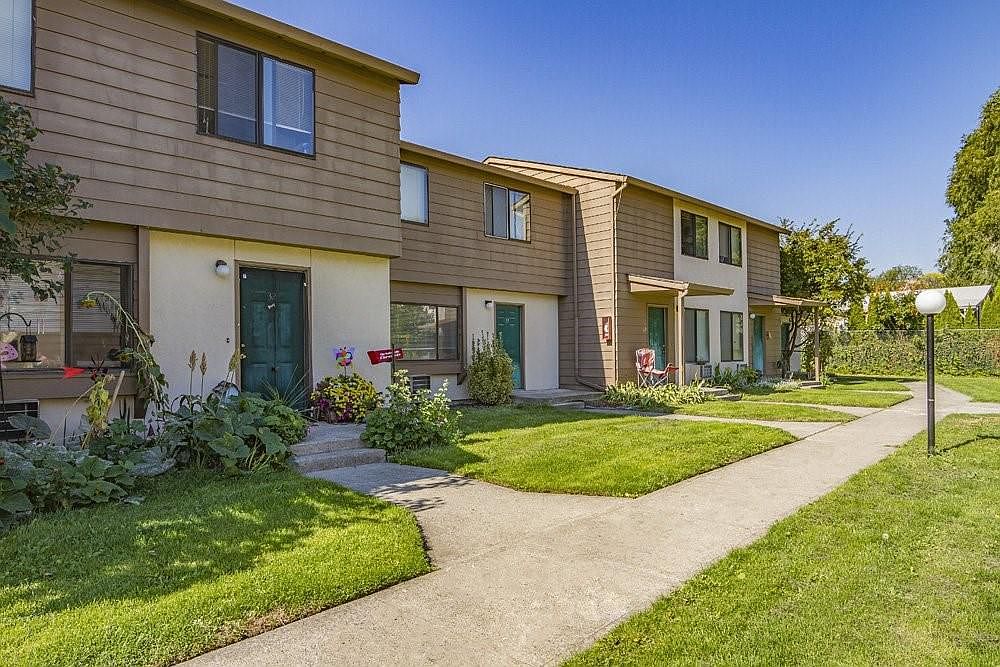 2812 W 7th St, The Dalles, OR 97058 Zillow