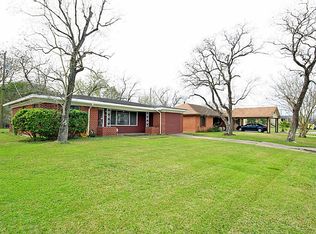 6106 Belarbor St, Houston, TX 77033