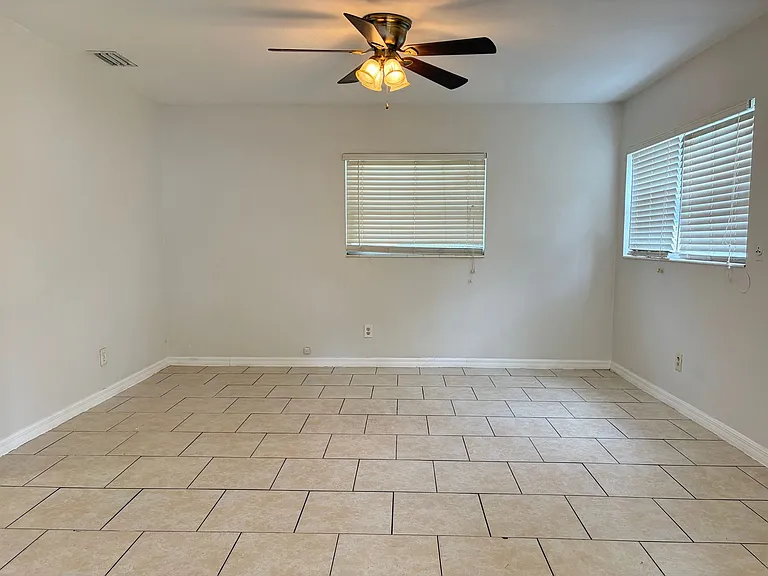 4423 Booker T Dr — Photo 2