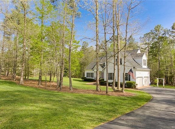 3rd image of 8306 Sterling Cove Pl