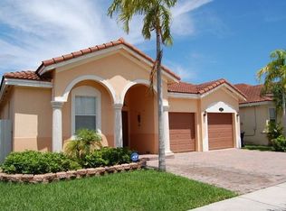 14917 SW 22nd St, Miami, FL 33185