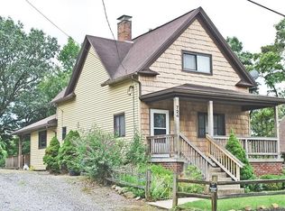 724 Athalia St, Baden, PA 15005