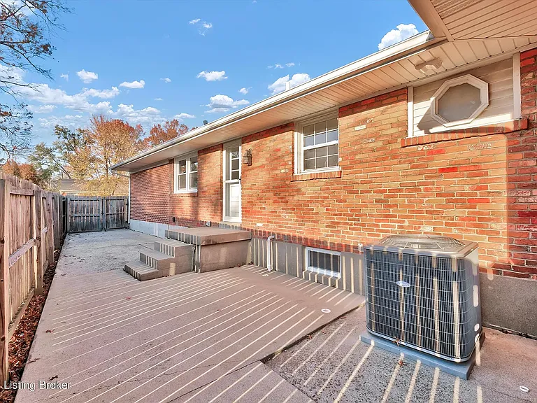 316 Short Rd — Photo 22