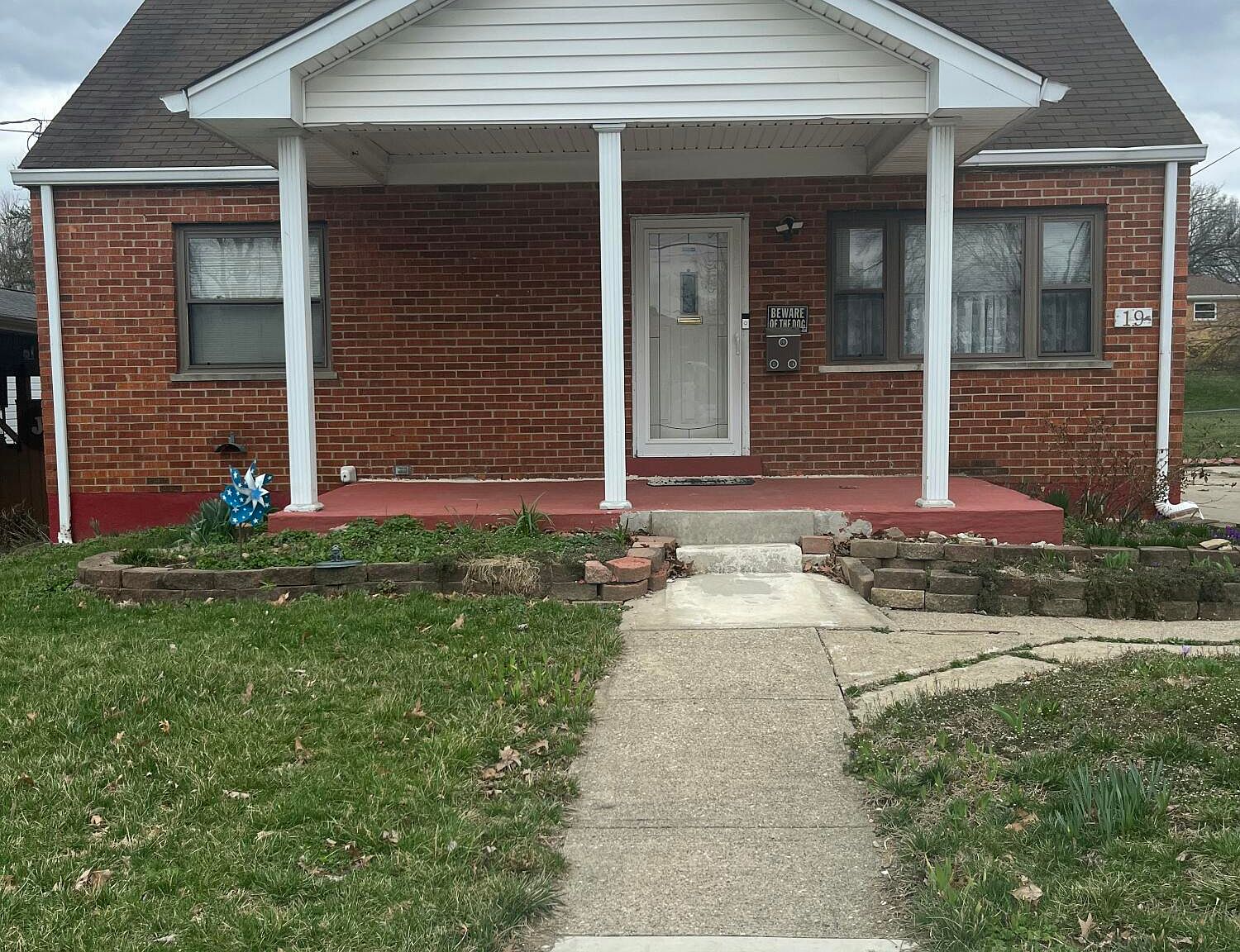 Mall Road in Florence, Kentucky, image size:1500x1152