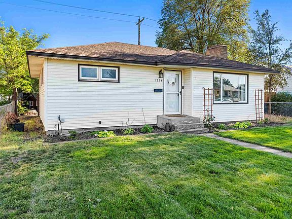 3rd image of 1224 E Garland Ave