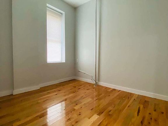 4th image of 510 E 142nd St #1