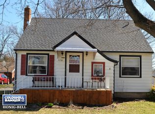 1150 Homer Ave, Aurora, IL 60505