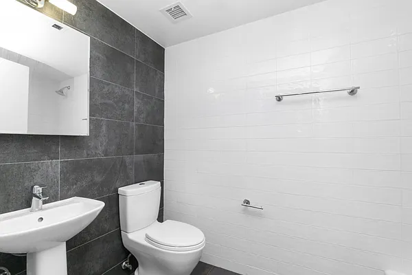 Rented by MNS | media 7