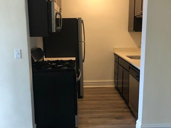 3rd image of 2936 W Palmer St #308C