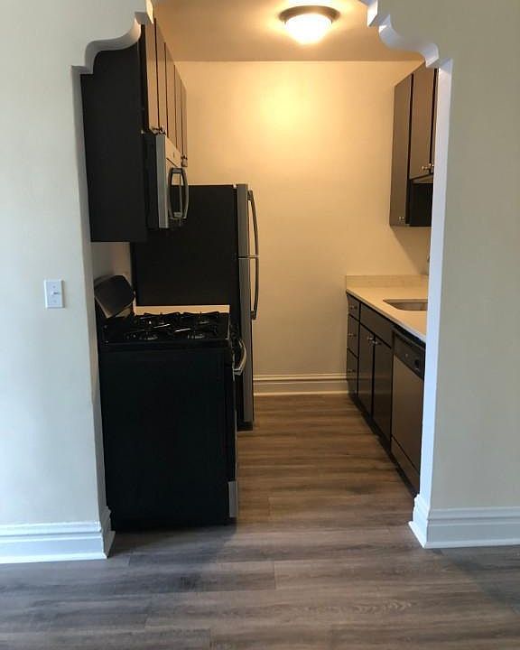 1st image of 2926 W Palmer St #1