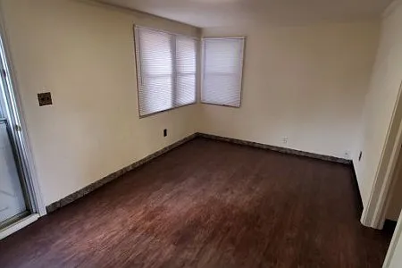 1 bed, 432 sqft, $995 — Photo 2