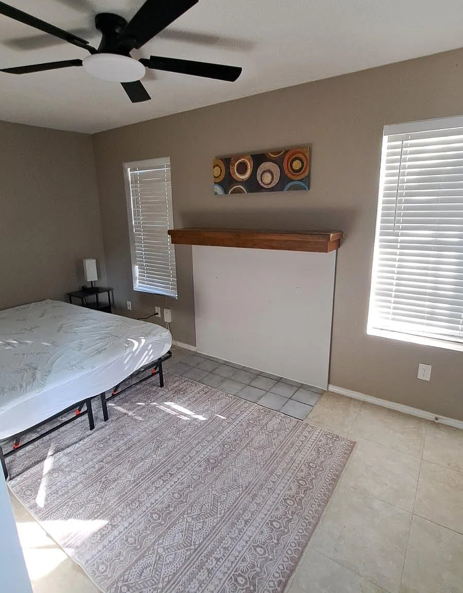 4 bed, 2.0 bath, 1350 sqft, $1,408 — Photo 2