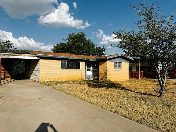 2nd image of 2702 Brazos Ave