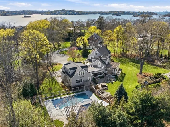 5 Seal Cove Ln, Hingham, MA 02043