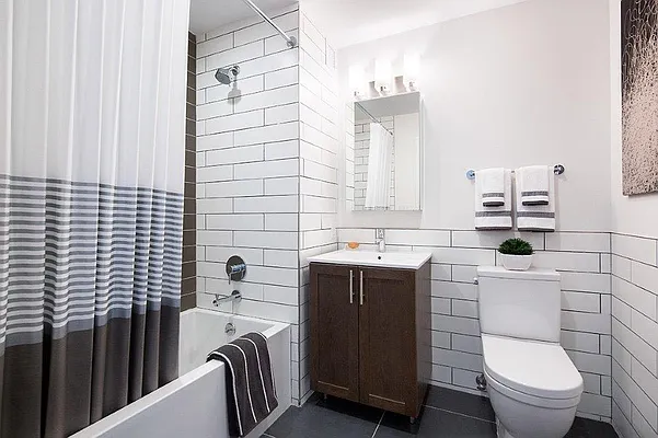 Rented by Vertical Real Estate LLC | media 3