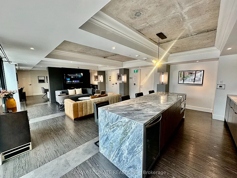 57 Brock Ave #704 — Photo 37