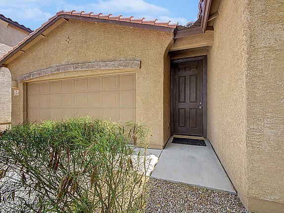 3rd image of 12818 N Dutch Dr