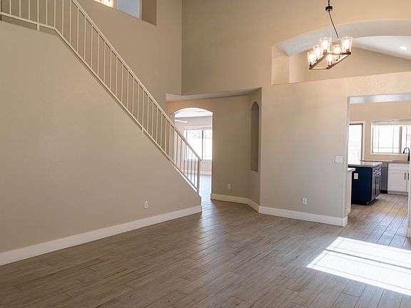 5th image of 3538 E Park Ave