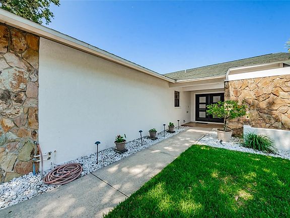4th image of 441 Fernshire Dr