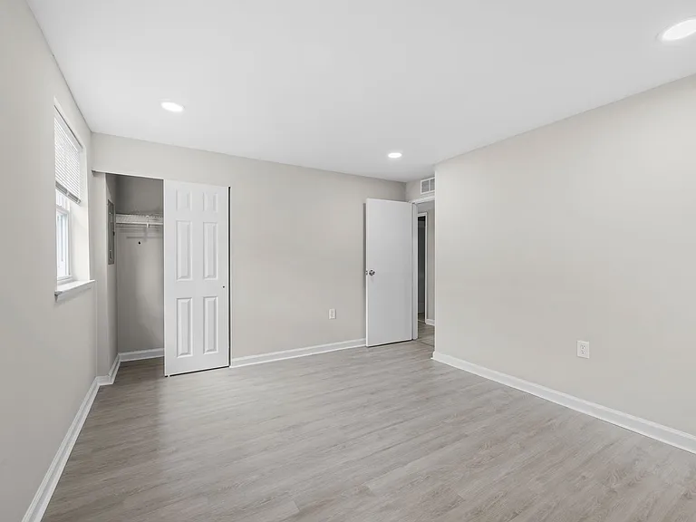 551 Avon St — Photo 7