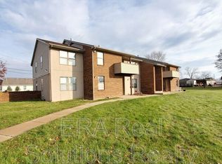 604 N 6th St #2A, Hebron, OH 43025